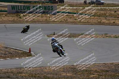 media/Apr-19-2025-AHRMA (Sat) [[3d98ca3309]]/Race/Group 1/Turn 4/